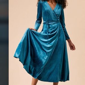 Blue V Neck Long Sleeve Velvet Wrap Dress